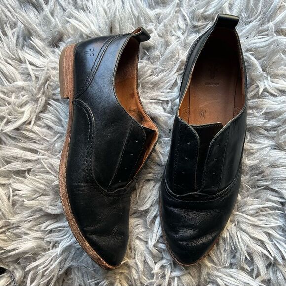 FRYE Grace CVO black leather oxford flats women’s size 7